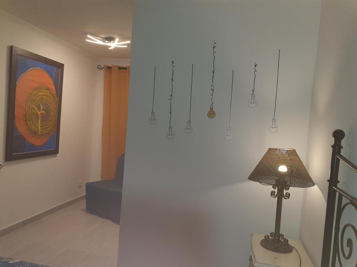 Lisbon Hostel Terminal 4 Eksteriør bilde